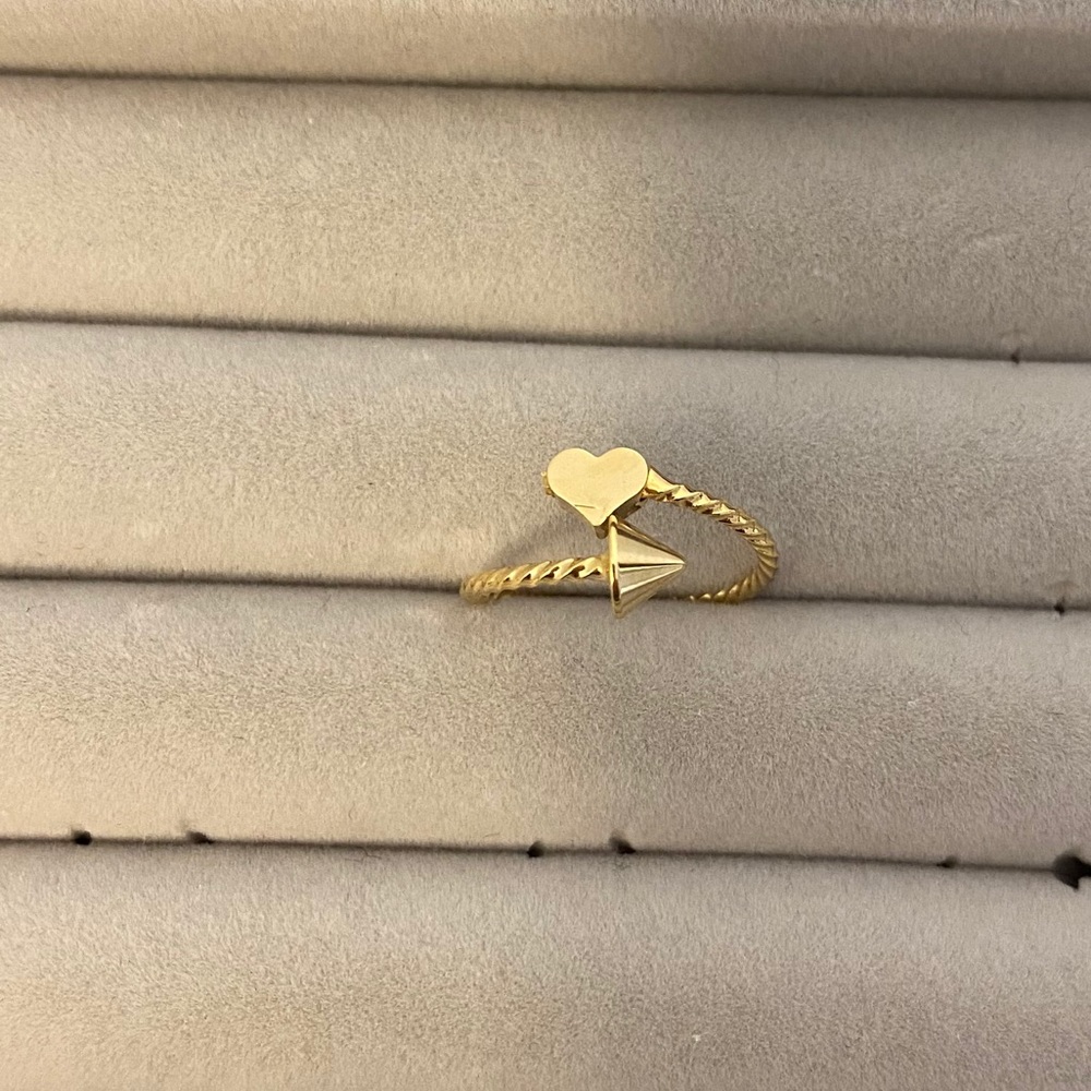 Heart Gold Midi Ring